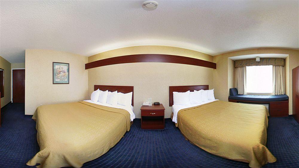 Quality Inn Chester - South Richmond Экстерьер фото